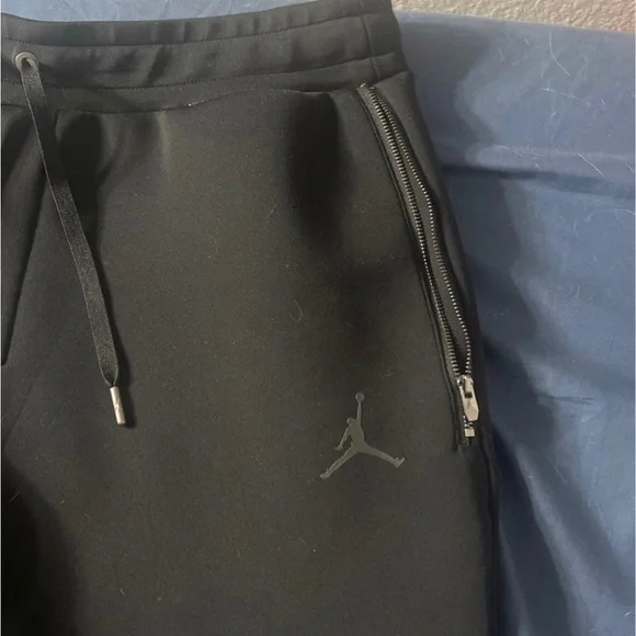 Jordan Flight Tech 879499-010 - Picture 3 of 5